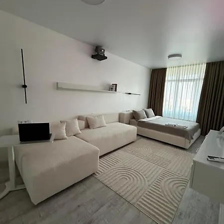 Apartment Bila Perlyna - люкс, пляж, паркінг, укриття