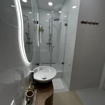 Apartment Bila Perlyna - люкс, пляж, паркінг, укриття *